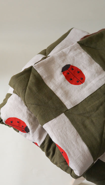 Heirloom Quilt Ladybug